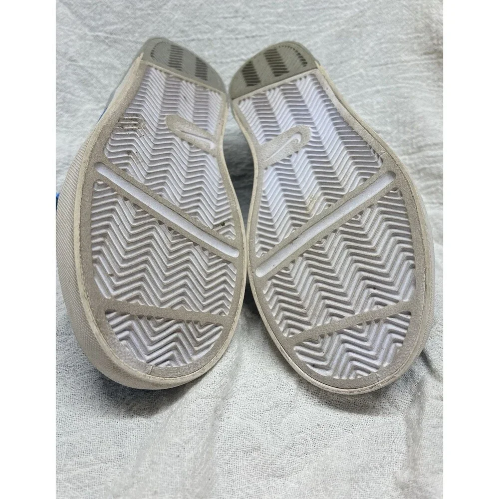 Nike Kid Vulcan Size 4.5